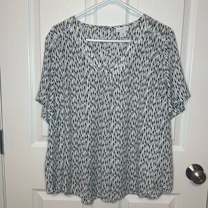 Liz Claiborne Black & White Short Sleeve Blouse